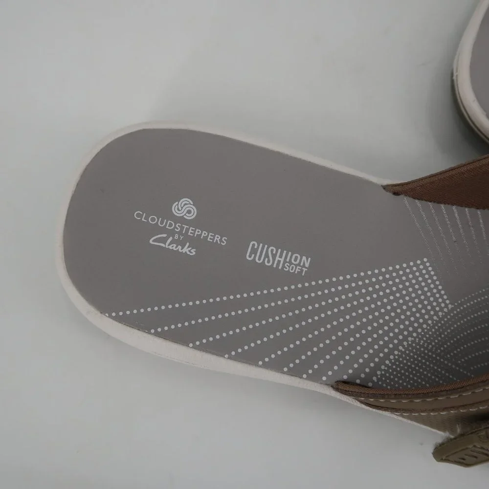 Cloud Steppers by Clarks Flip Flops Size 10 New without tags - Picture 2 of 9